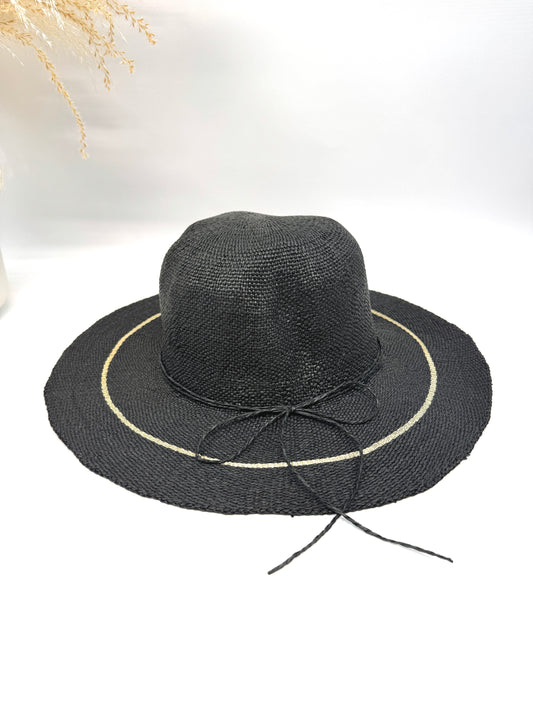 CHAPEAU BOHÈME EN PAPIER AVEC LISERÉ DÉCORATIF CP2605