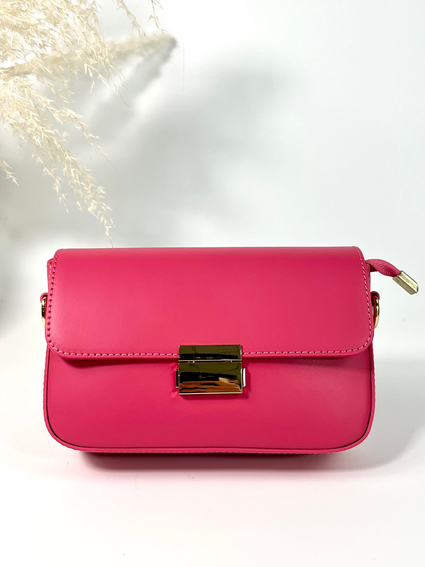 SAC EN CUIR SATINÉ LISSE ITALIEN FINITION OR JADE