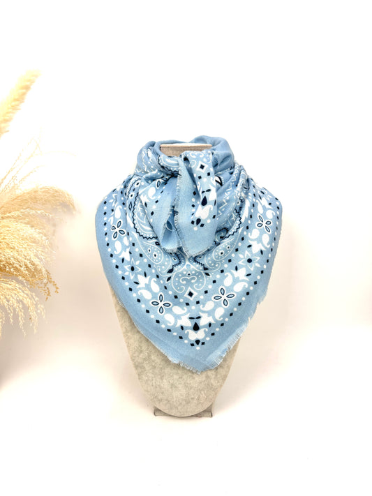 CARRÉ BANDANA 25323 PRINTANIER CA26-28