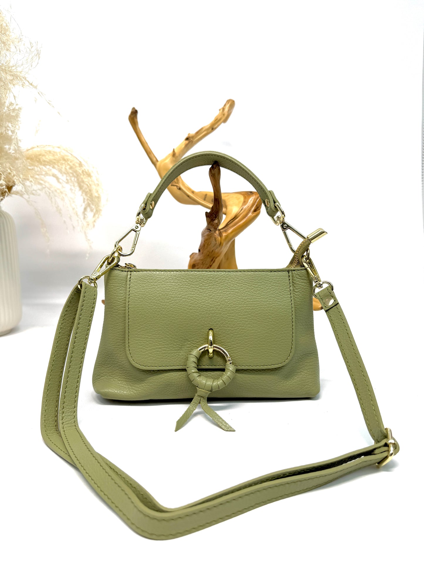 SAC EN CUIR "HANA" AVEC SON FERMOIR ANNEAU ICONIQUE