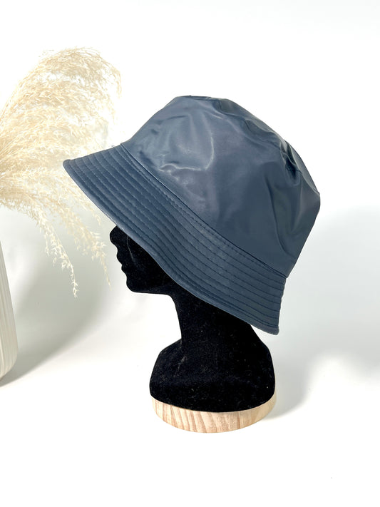 LYANA SMOOTH WATERPROOF BOB HAT