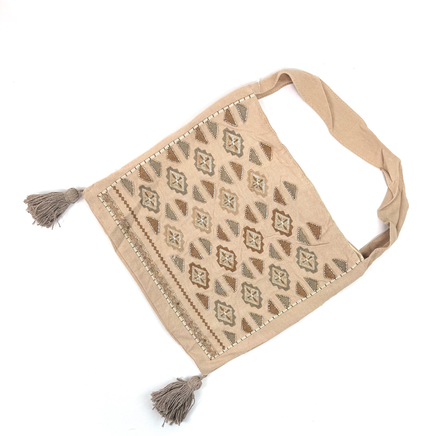 SAC CABAS HOBO BOHÈME EN COTON LIN AVEC BRODERIE ET POMPONS SC2617