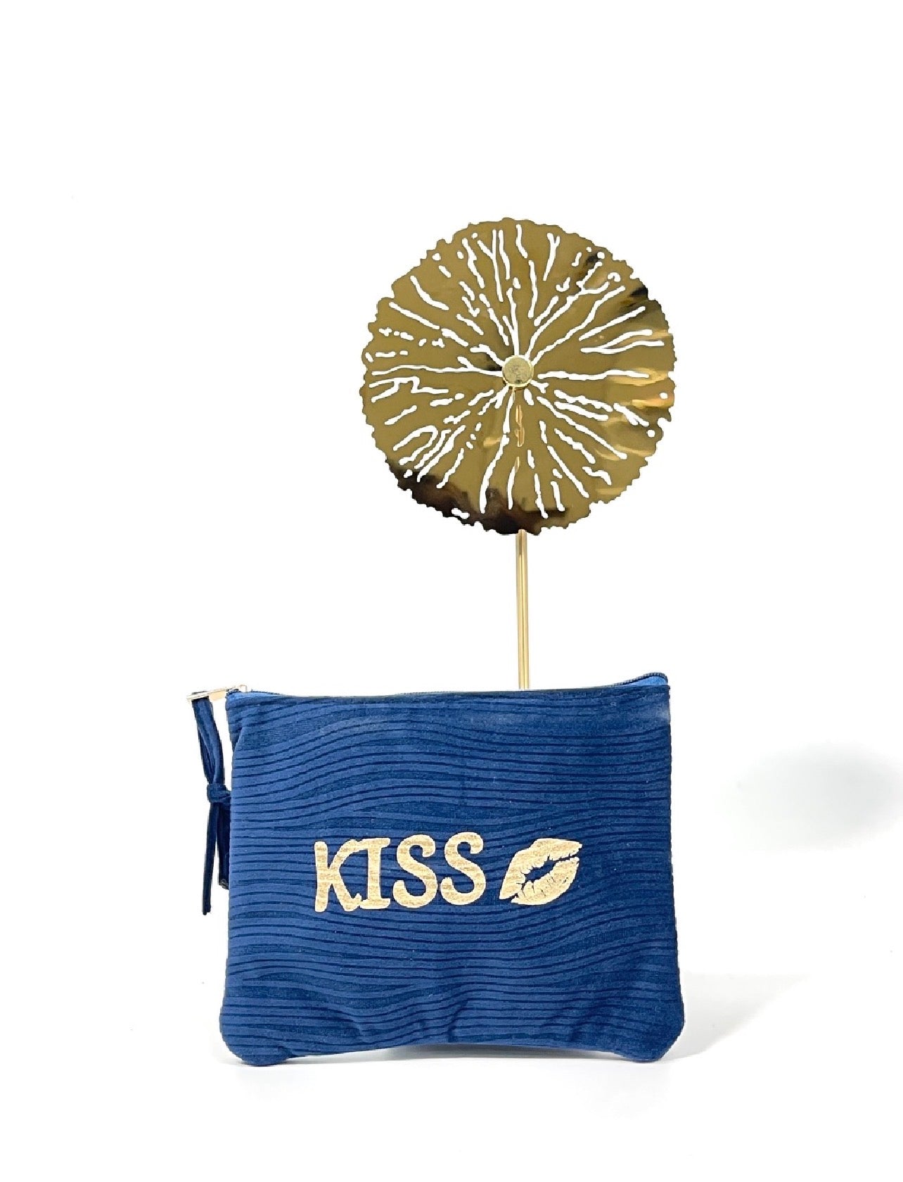 "KISS" VELVET POUCH
