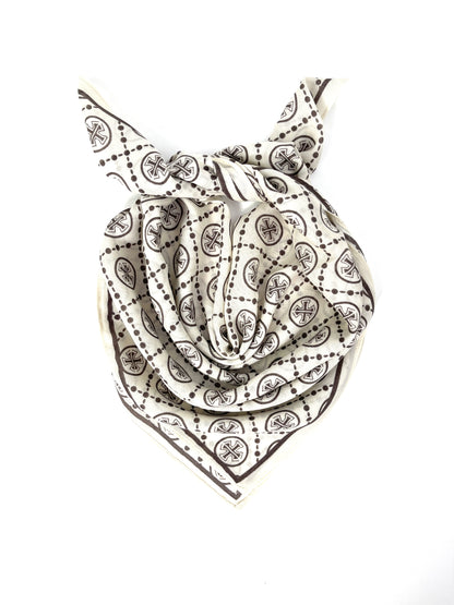 (3€ pièce) LOT DE 2 CARRÉ TISSÉ NOUVELLE TEXTURE 25311