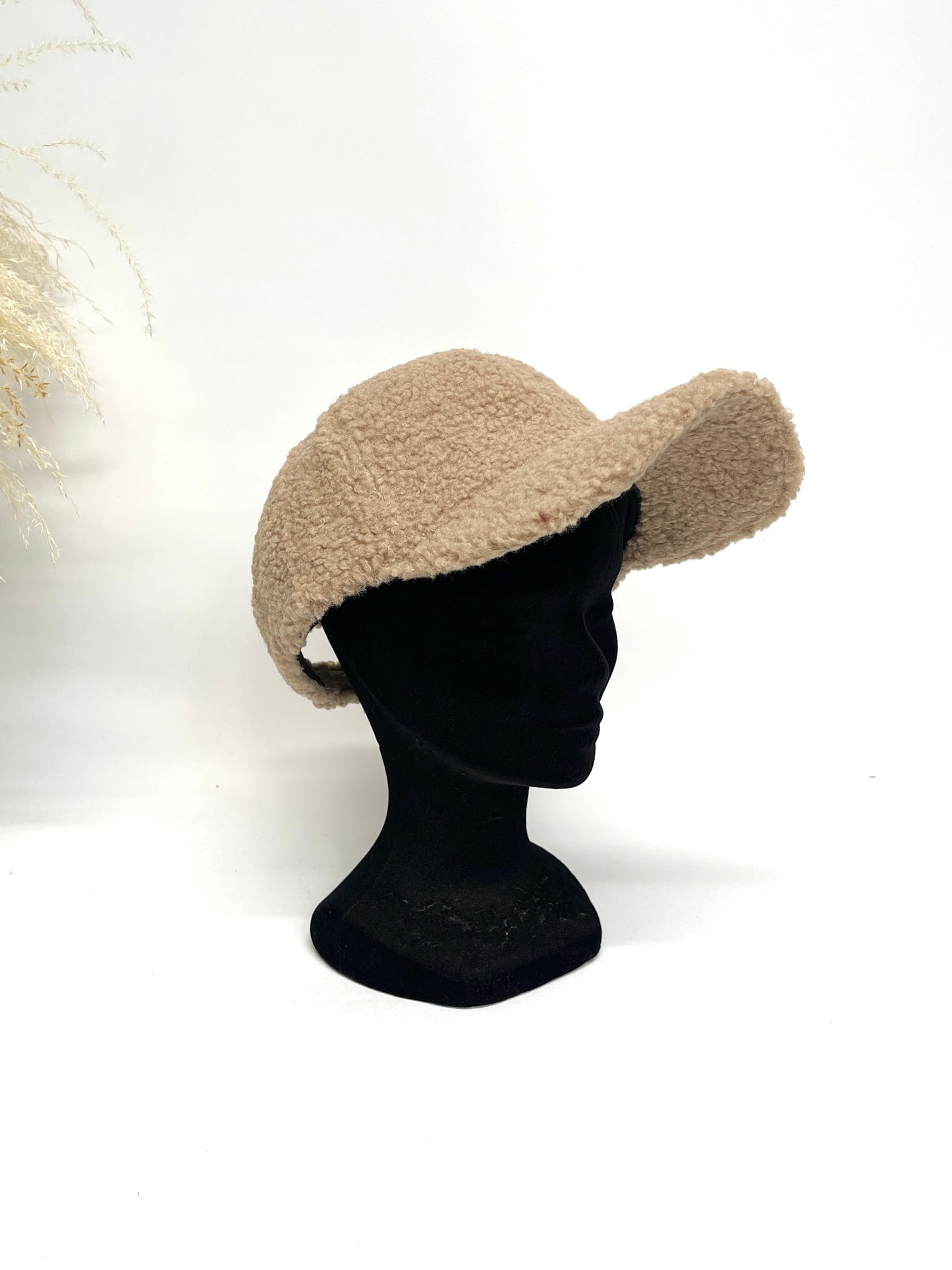 SOFT WINTER FURRY CAP CP2325