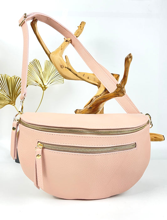 Large leather fanny pack with double metallic closure