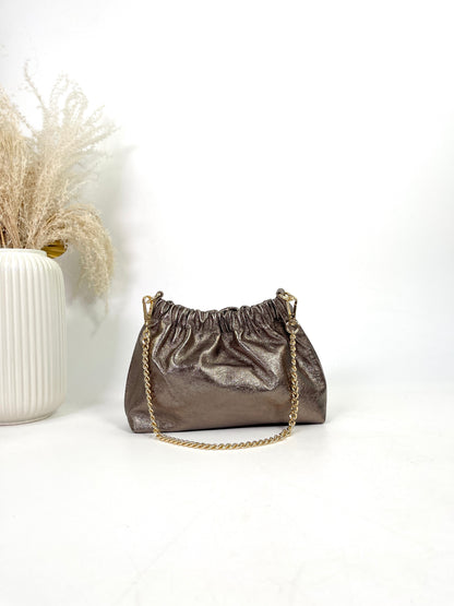 Italian leather purse with chain and magnetic closure, Aïcha