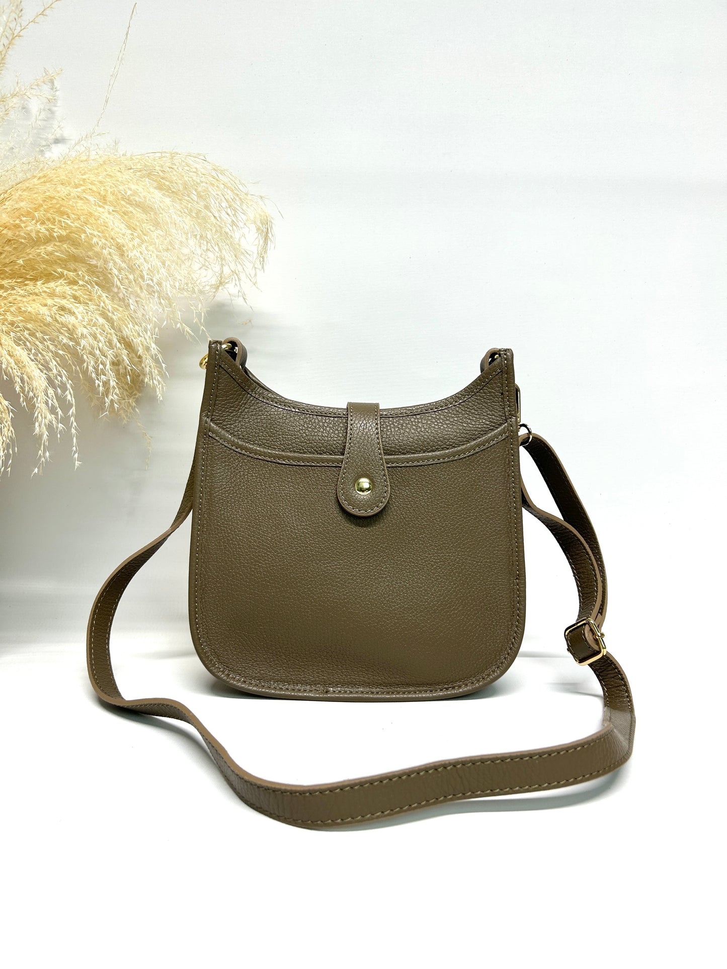 EVELYNE LEATHER SHOULDER BAG